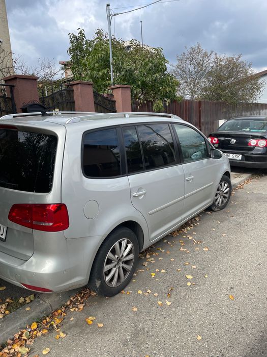 Volkswagen Touran 2011