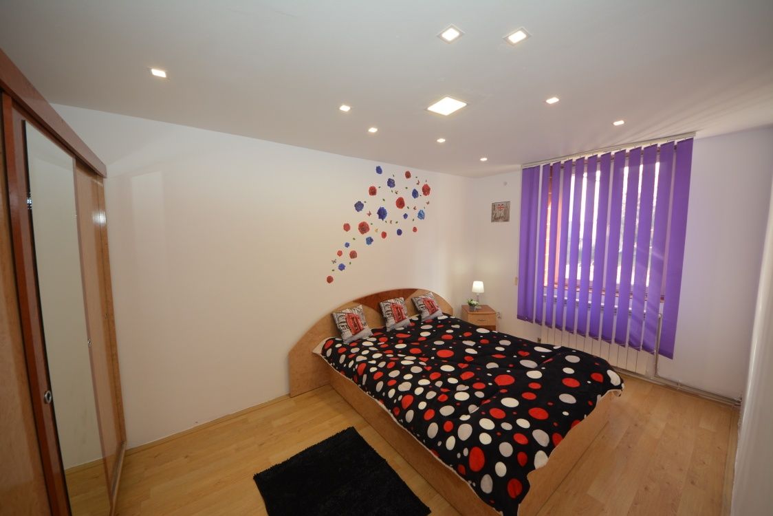 Apartament 2 camere Vulcan centru