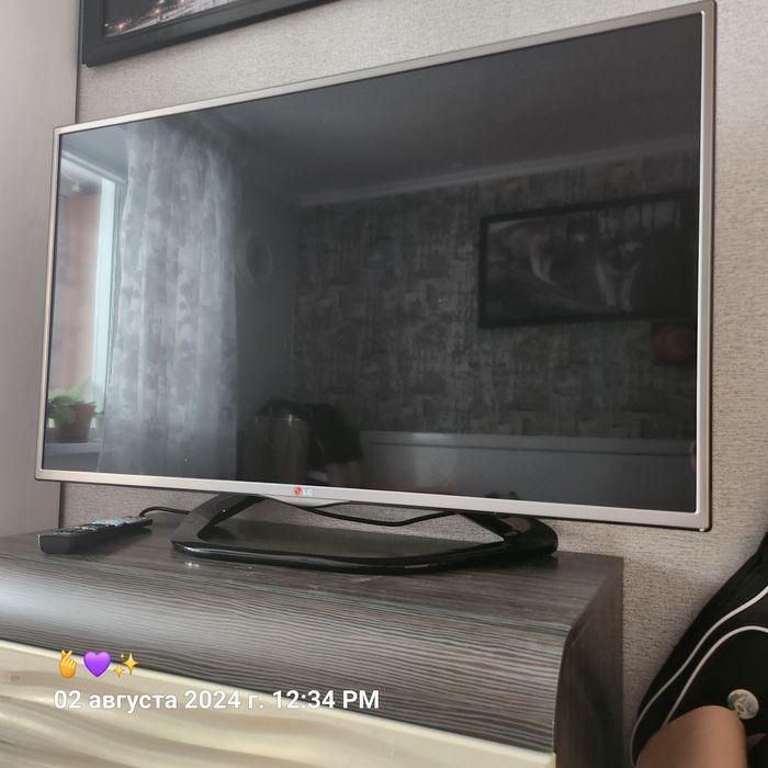 Продам телевизор LG