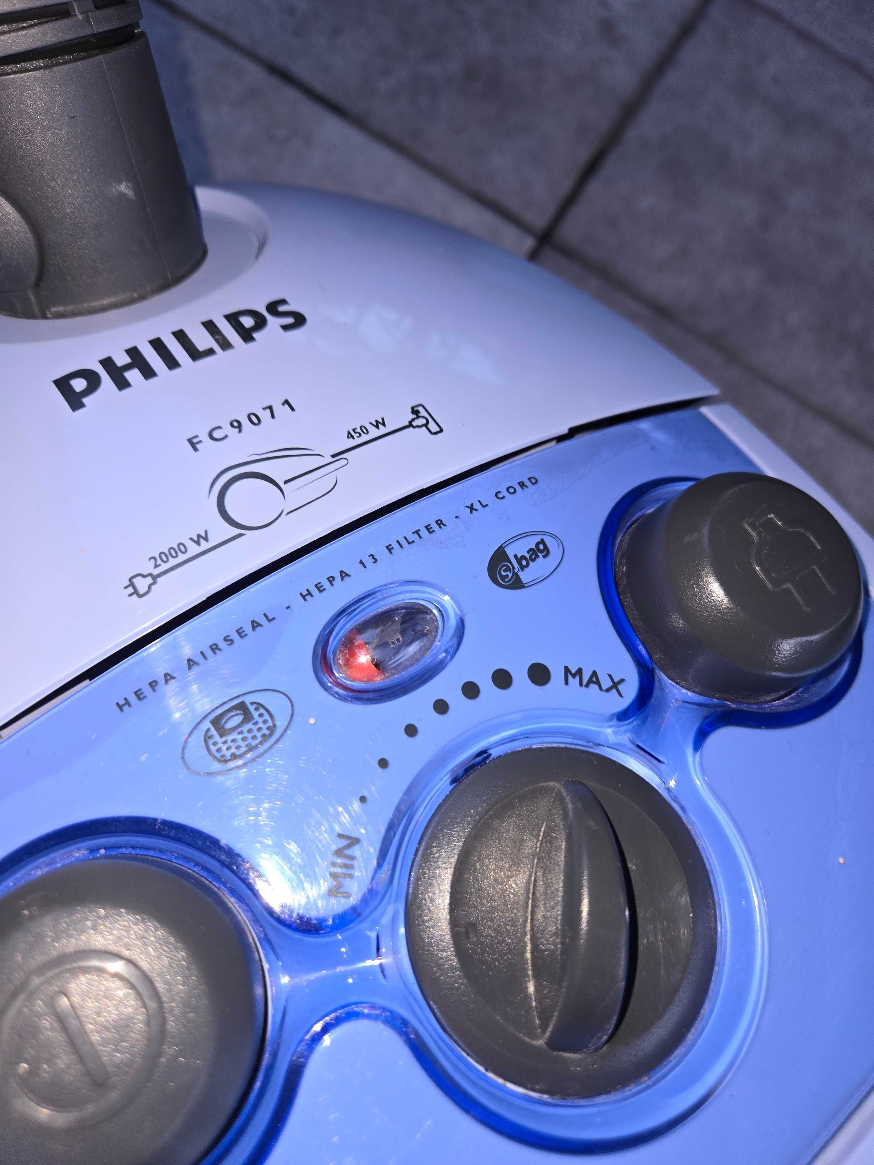 Прахосмукачка Phillips FC 9071 2000w