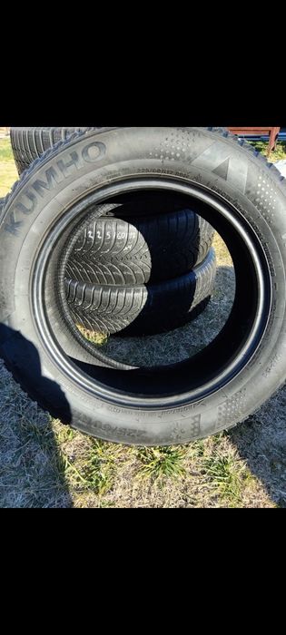 225 60 / 17 Зимни гуми Комплект