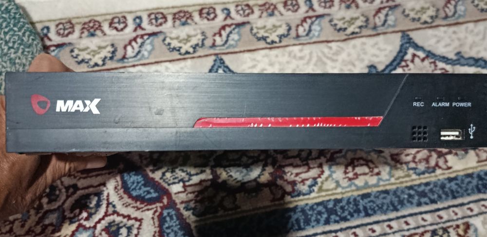 Продается DVR 8 канальный. MAX - XVR 5008.