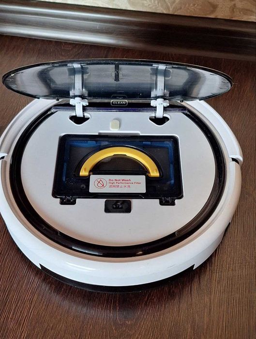 Робот пылесос ILIFE 2в1 сухая-влажная уборка