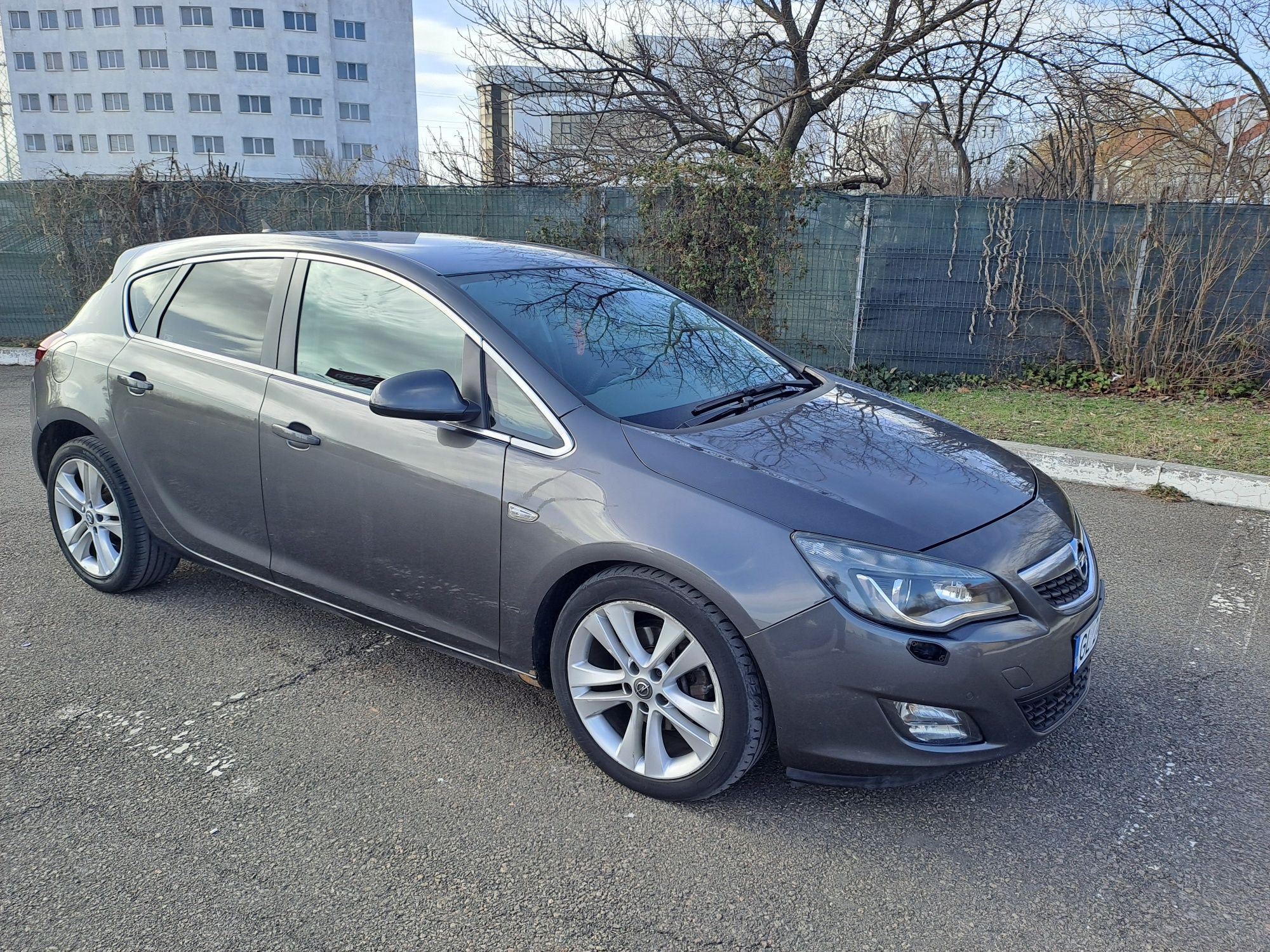 Opel astra j, 2010 2.0 cdti