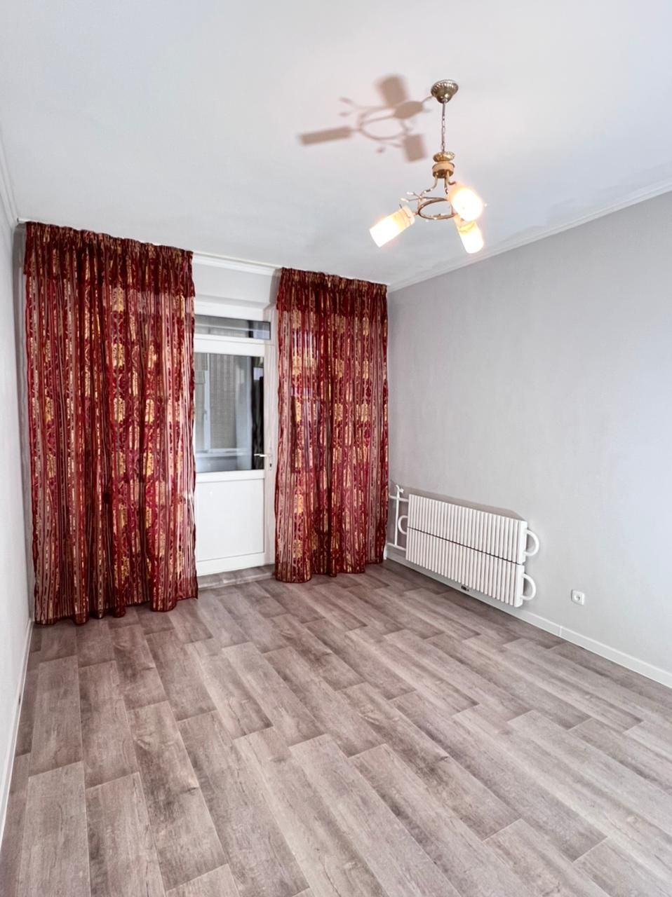 Продам 2х ком 11 мкр 36 дом