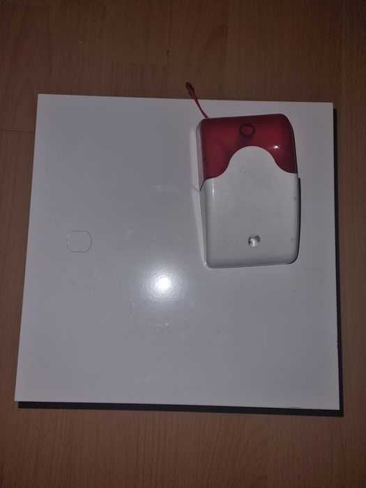 Kit sistem de alarma paradox sirena senzori antiefractie