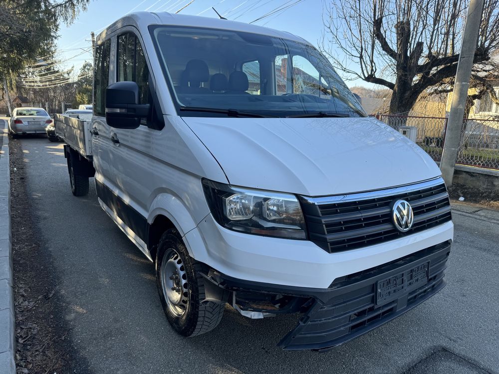 Vând Volkswagen crafter 6+1  doka 2.0tdi euro6 2019 avariat lovit