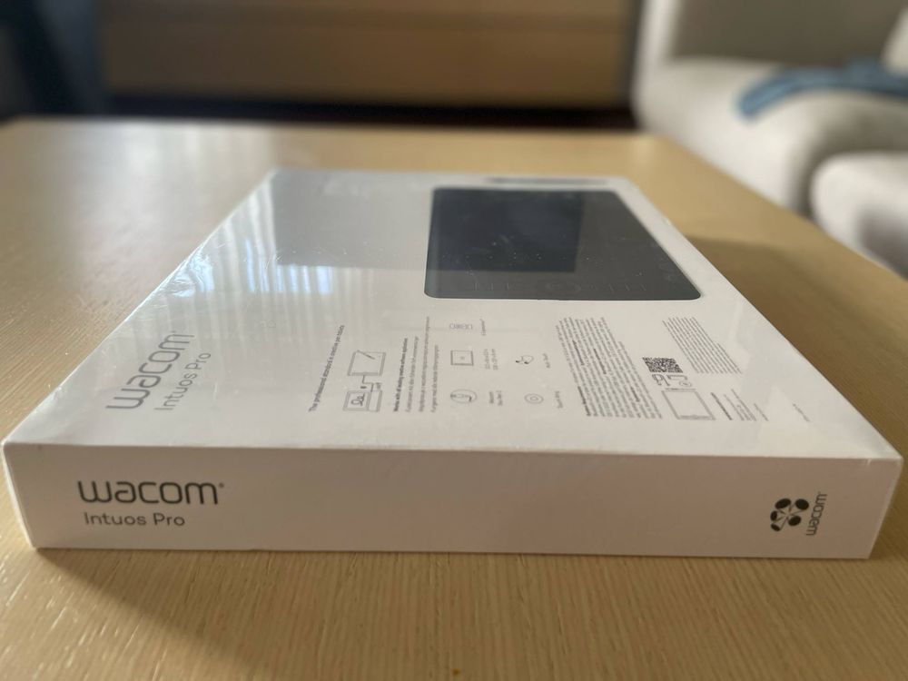 Wacom Intuos Pro M Неразопакован!