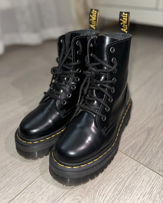 Bocanci Dr. Martens Jadon
