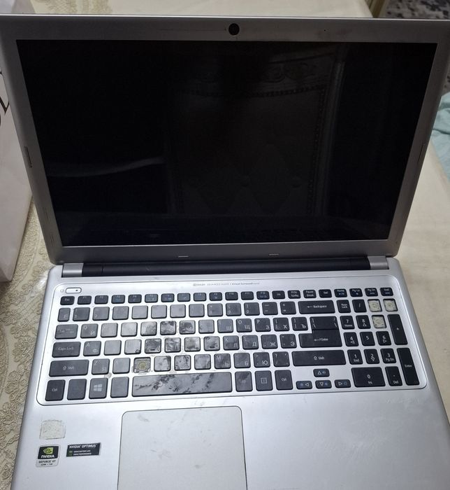 Srochnooo sotiladi Acer Notebook
