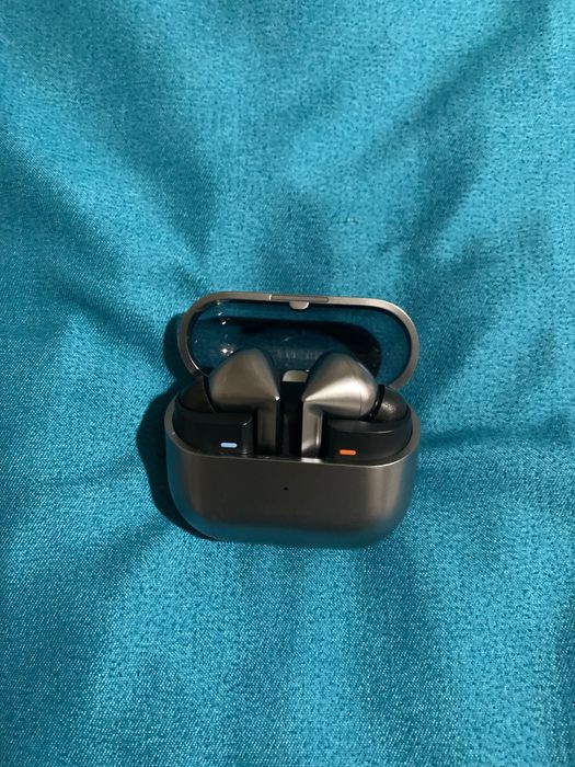 Buds 3 pro цена договорная