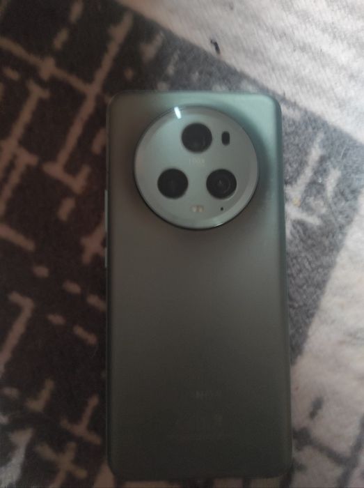 Vând honor magic 5 pro