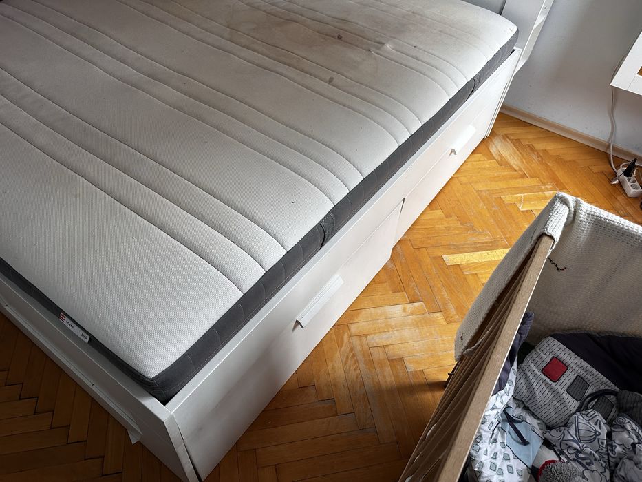 IKEA BRIMNES спалня с чекмеджета и табла – 160x200 см + матрак