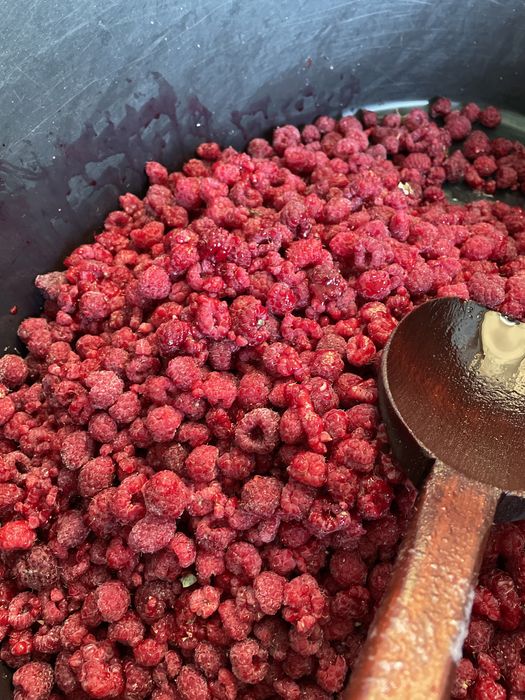 Варенья оптом , қанша штук деспңізде жасап беремін. Звандап сураңыздар