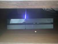 Продам PS 4 в хорошем состоянии