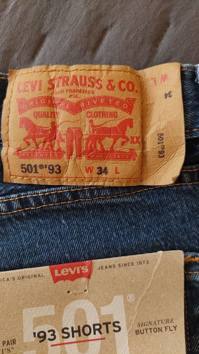 Дамски дънки LEVIS от Англия