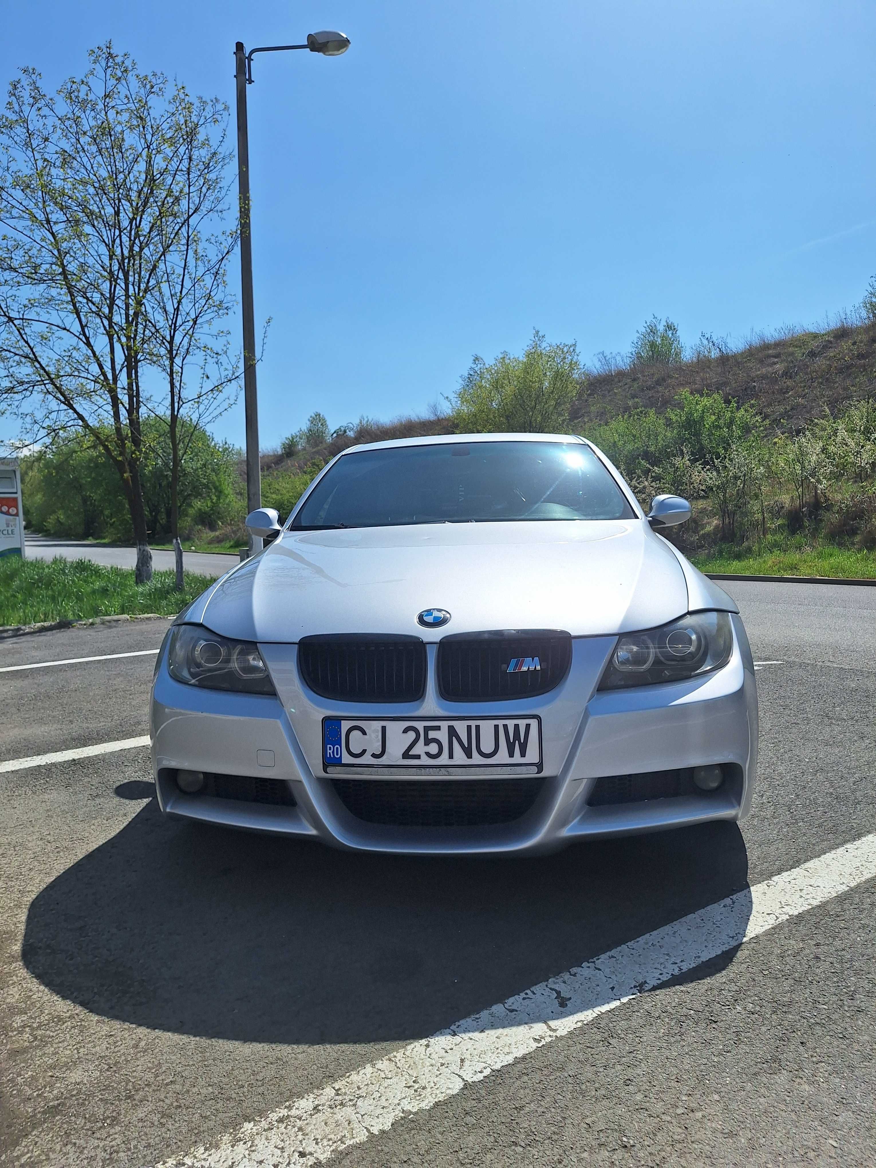 BMW e90 320 d Pachet M