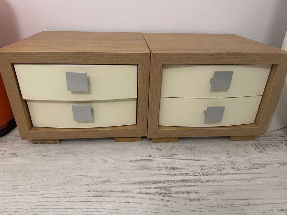 Продавам нощни шкафчета