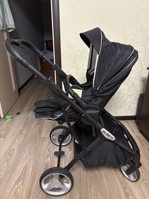 Продам коляску Dearest