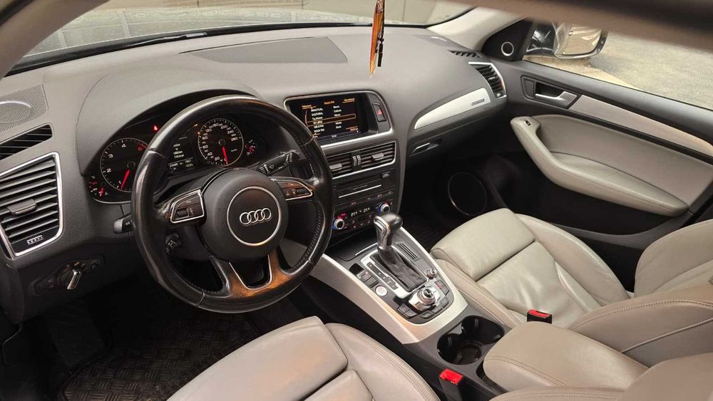 Audi Q5 8R 2.0 TDI Quattro cu motorul de 190 CP, EURO 6