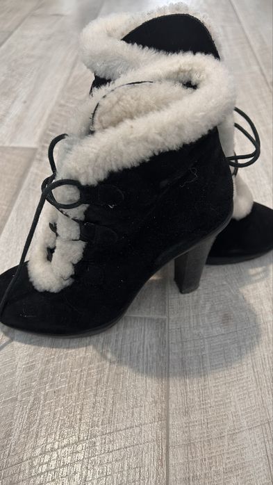 Продам женские полуботинки б/у в хорошем состоянии 37 размер