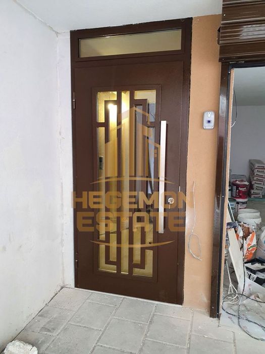 Продава се Тристаен апартамент в Варна, Лятно кино Тракия - 112 кв.м за 2027 €/кв.м - Снимка #7