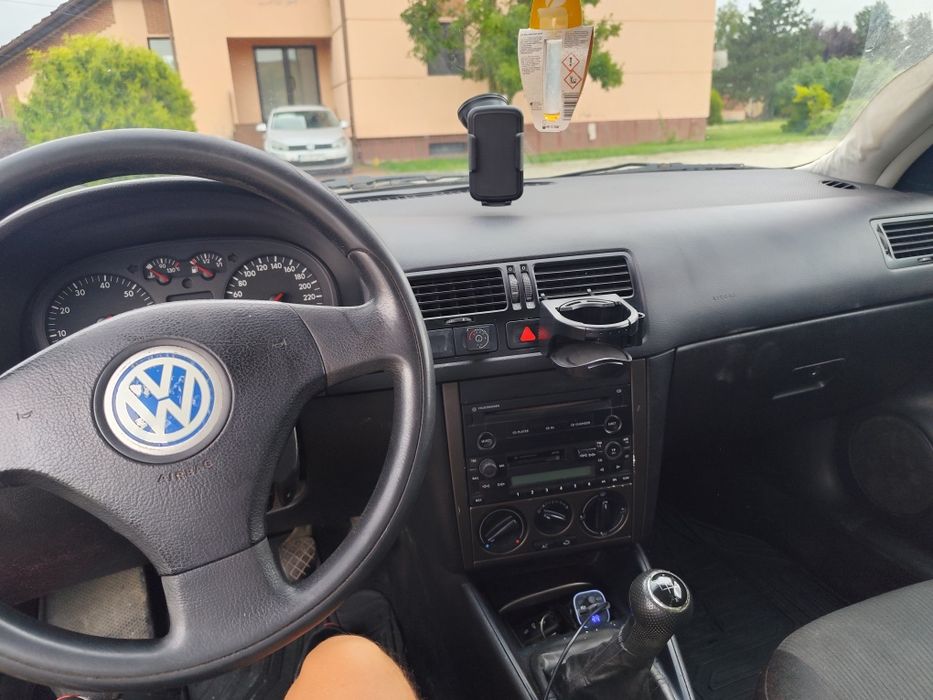 Volskwagen Bora 1.6 16v