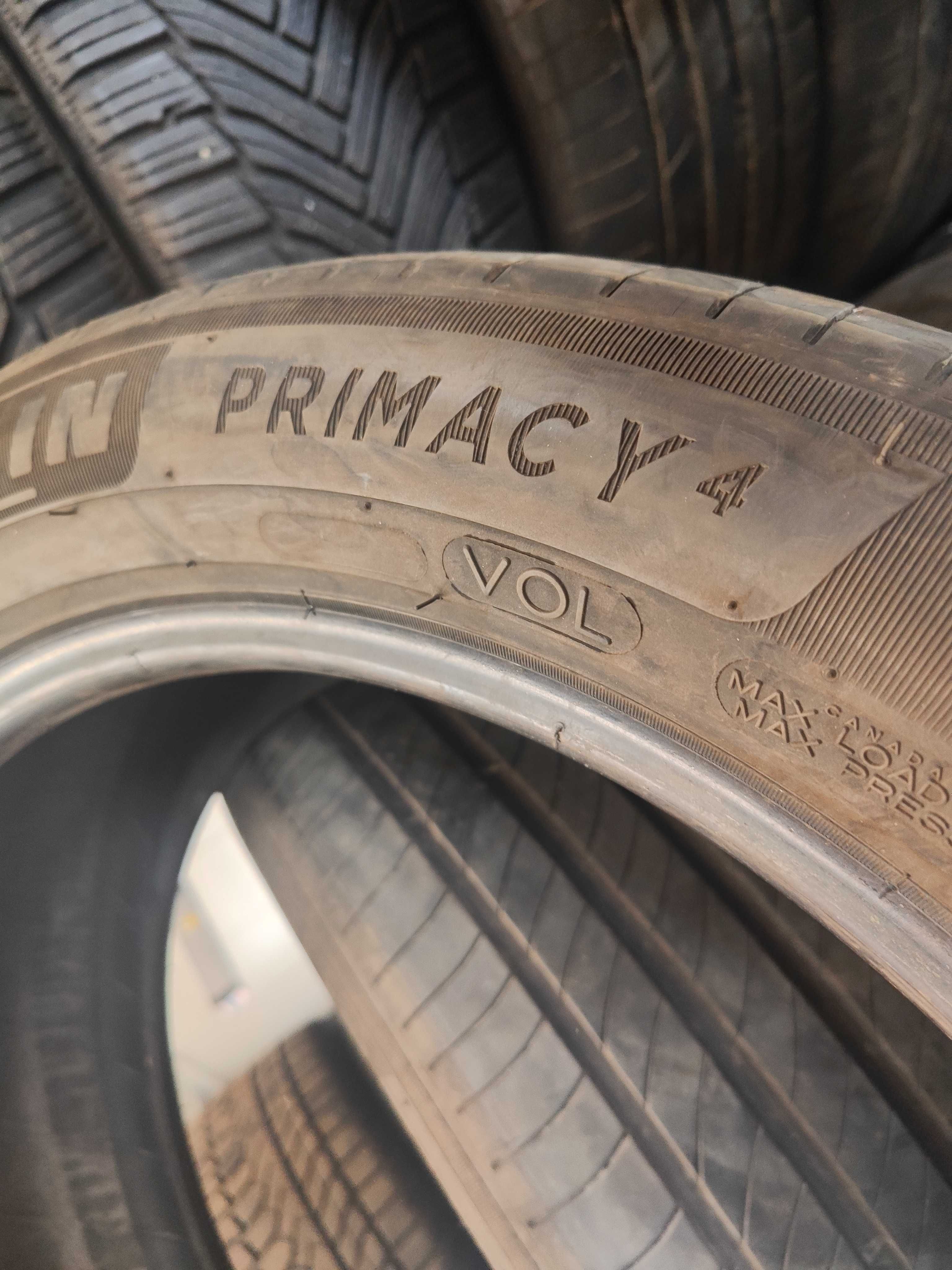 4бр.летни гуми 235/50/19 Michelin