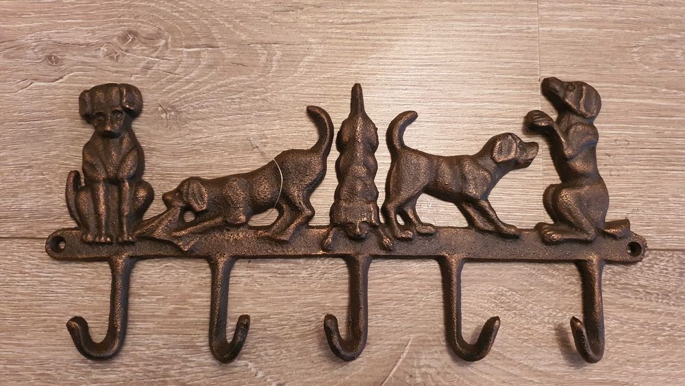 Чугунена закачалка– кучета, 34см