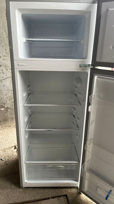 Холодильник  с гарантией при покупке