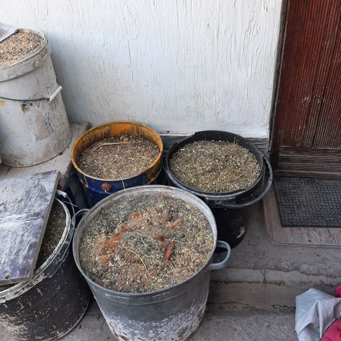 Отдам бесплатно кроличий навоз, самовывоз.