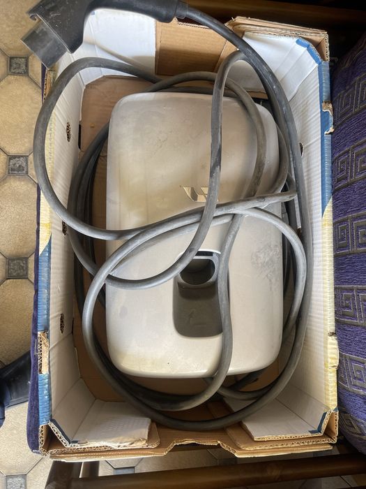 Зарядние устроества от ли 9 Новие 200$