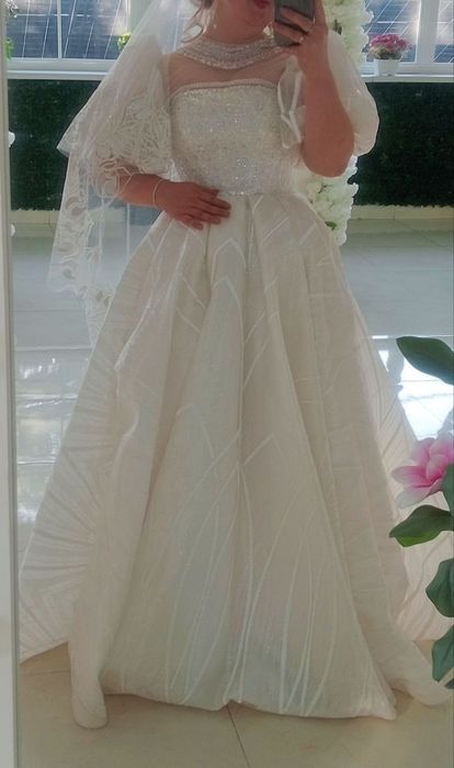 Свадебный платье