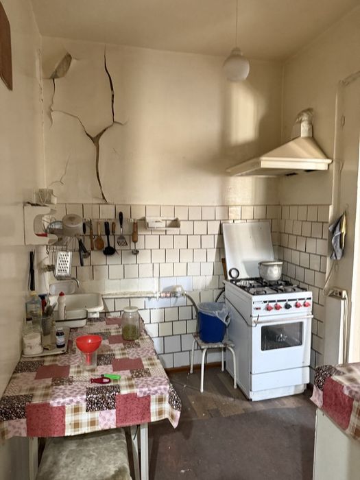 Продам срочно квартиру из 3х комнат.