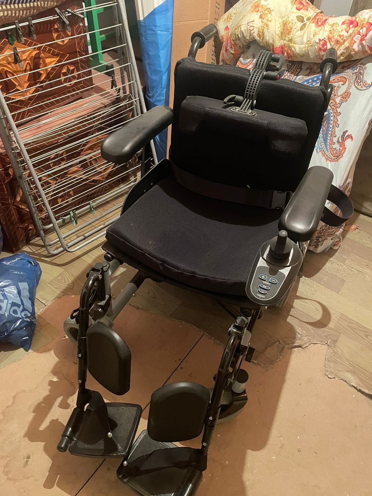 Инвалидной коляска электрический акумлятор