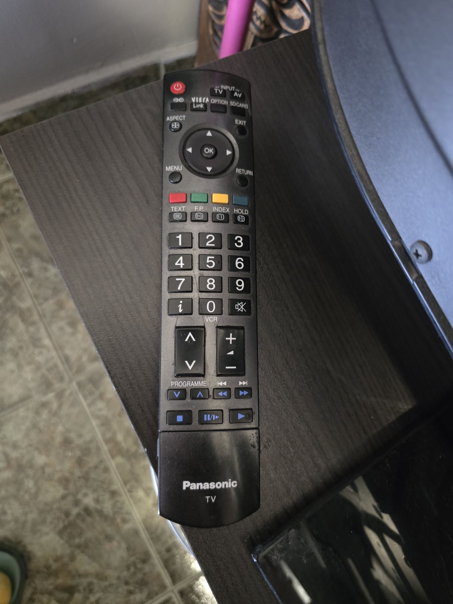Продавам телевизор Panasonic