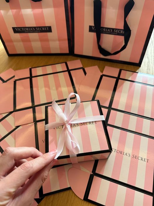 Кутийка Victoria’s Secret