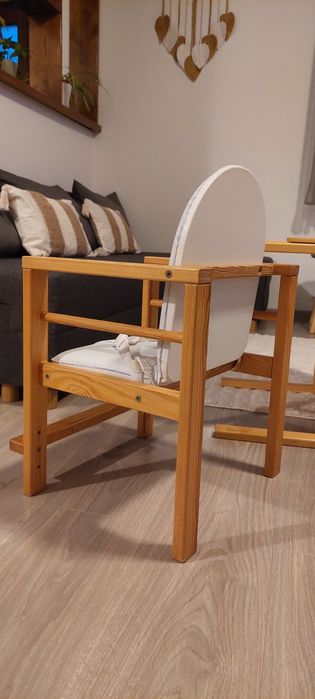 Scaun de masa pentru copii si bebe din lemn masiv 2 in 1- ca Nou