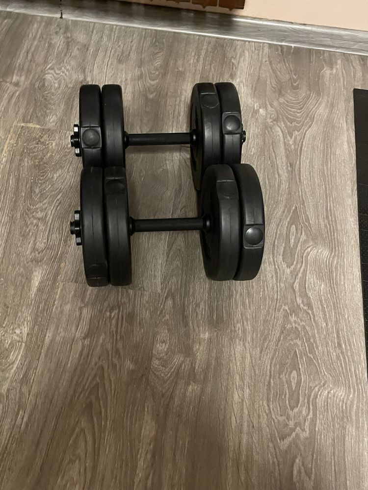 Продавам комплект дъмбели – 2 x 10 кг