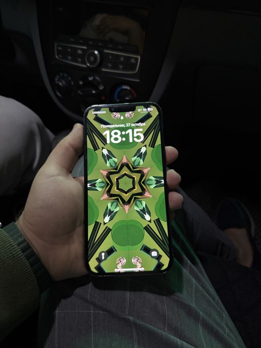 Phone 13 Pro Max Yashil rang Ideal