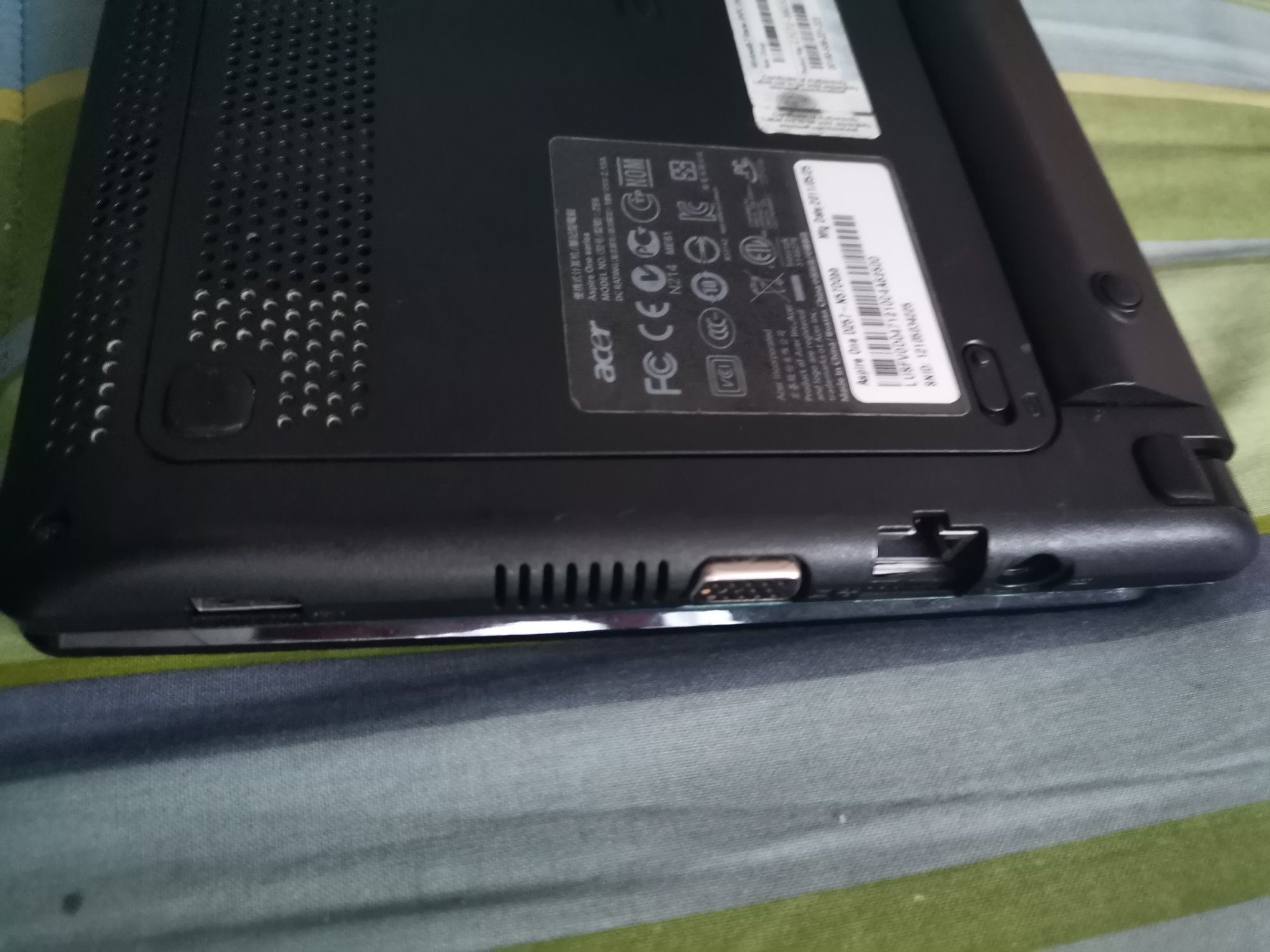 Laptop Acer Aspire One D257