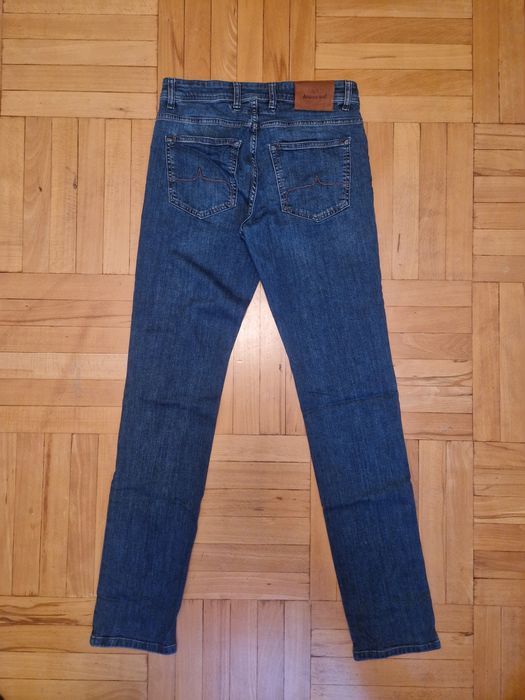 З броя дънки на Andrews Jeans