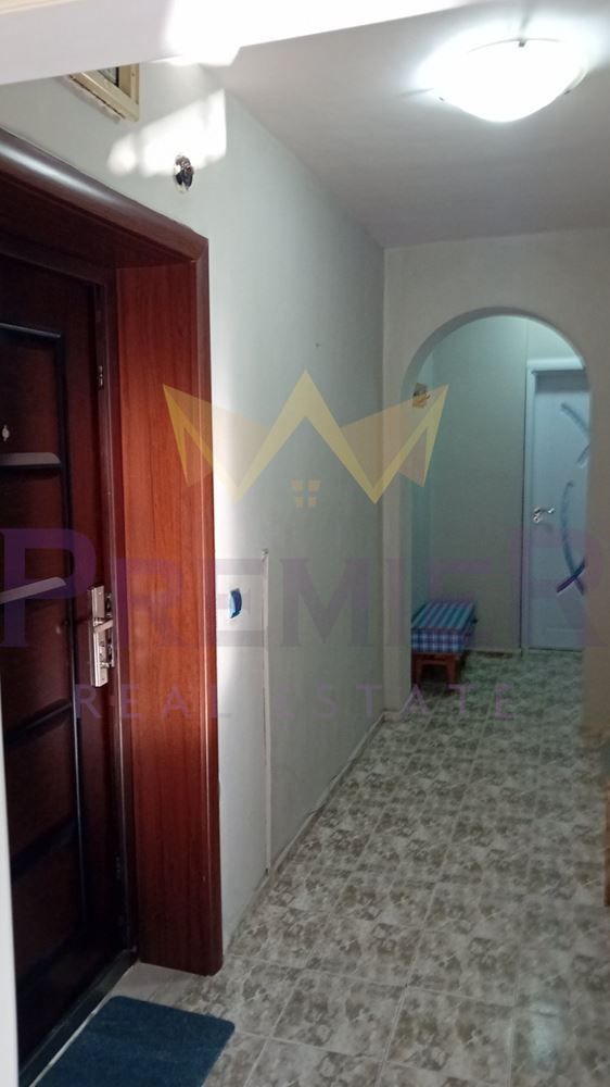 3-стаен в Варна-Общината площ 93 цена 1200