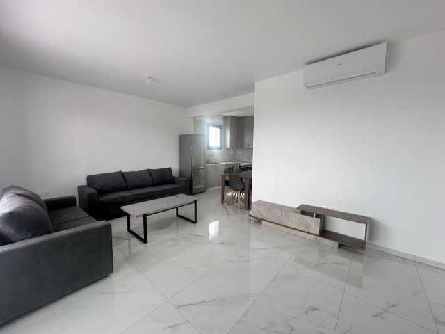 Дава се под наем Двустаен апартамент в София, Център - 65 кв.м за 397.8 € - Снимка #2