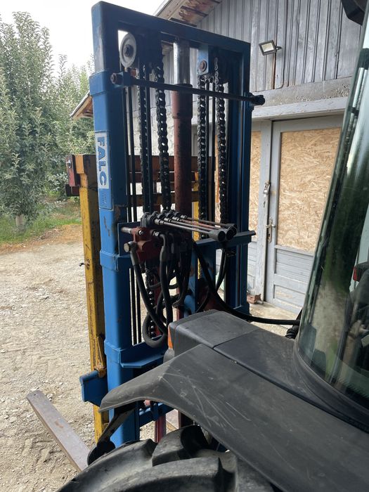 Catarg stivuitor tractor