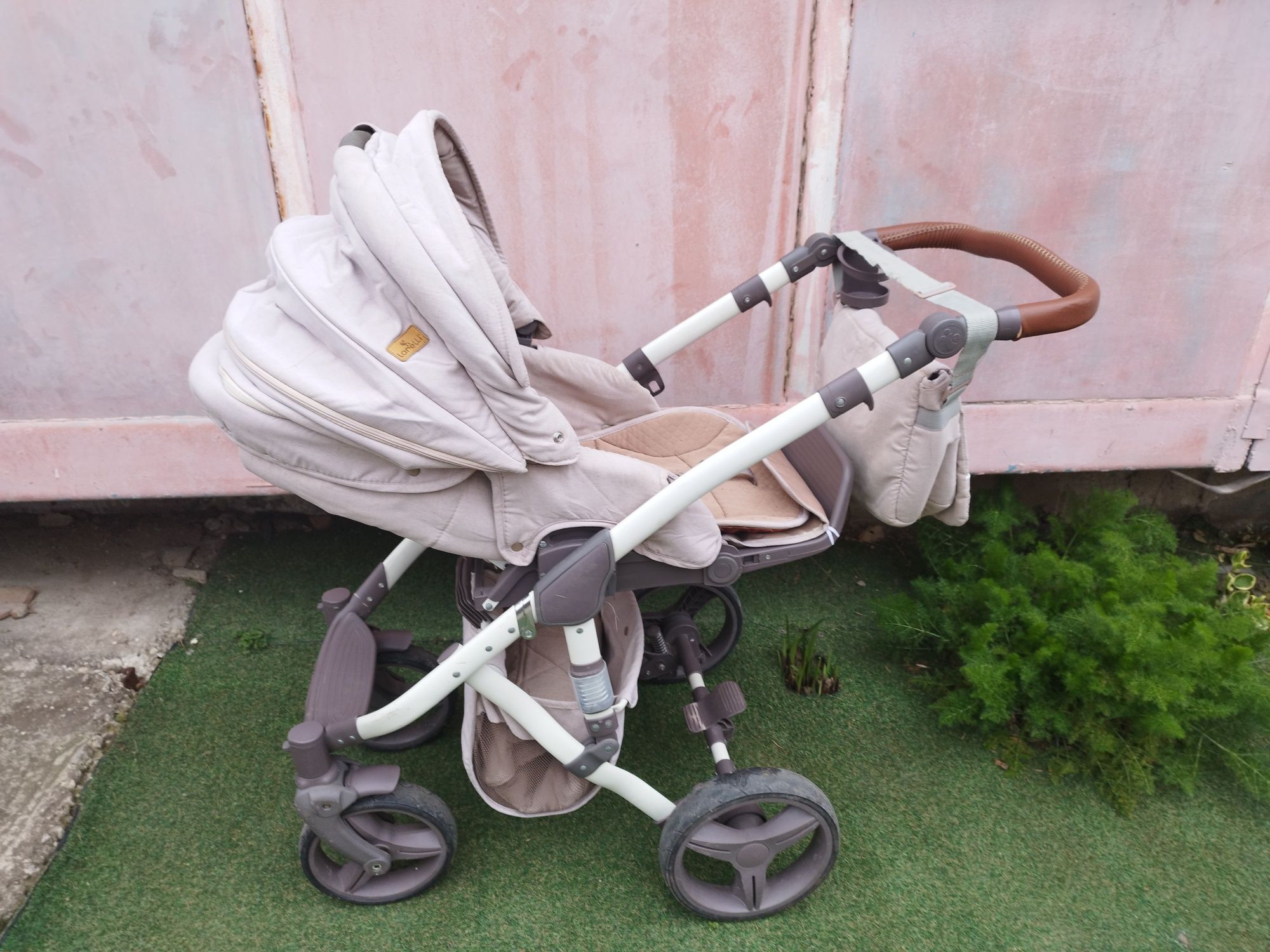 Бебешка и детска количка Лориели Римини 2/1 бежева75лева