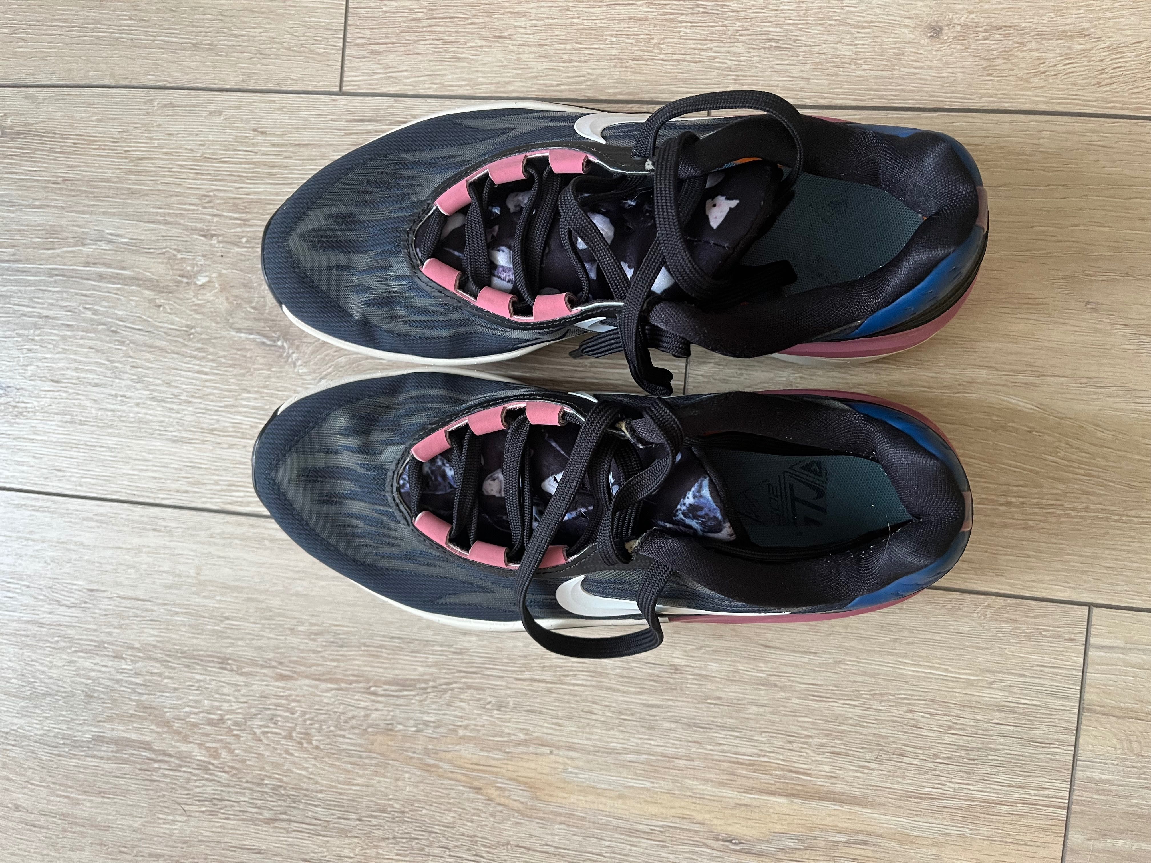 Кецове Nike Air Zoom G.T. Cut 2