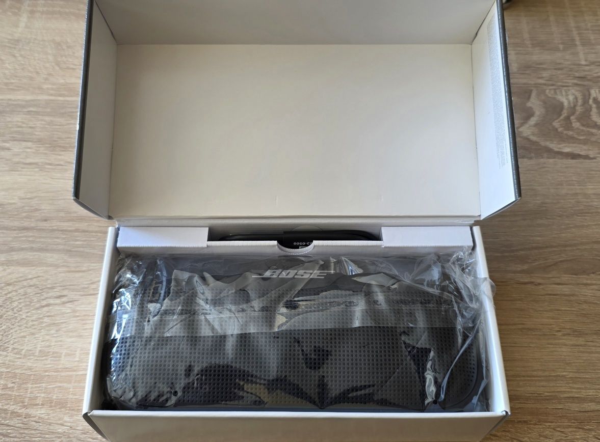 Bluetooth колонка Bose soundlink flex se!