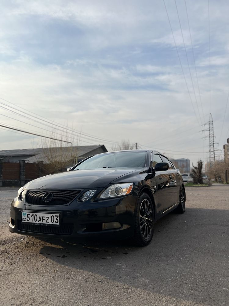 Продам Lexus gs 300