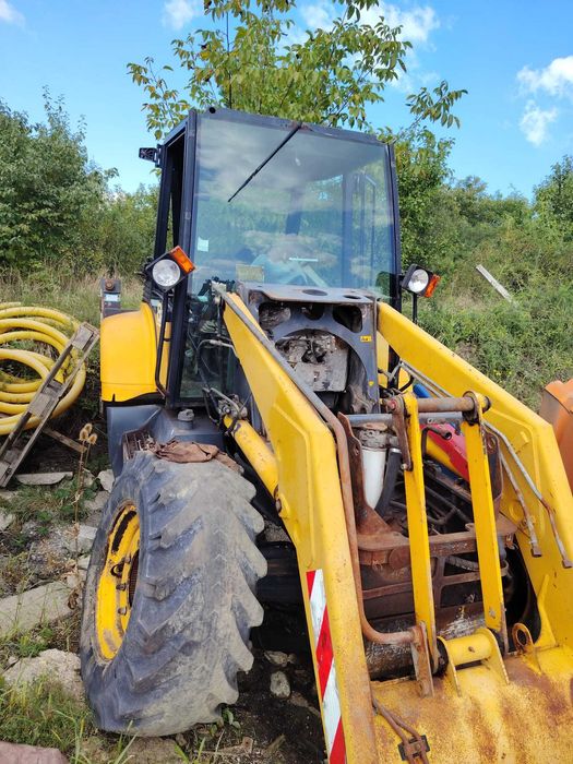 Dezmembrez Buldoexcavator Fermec 860 an  2001